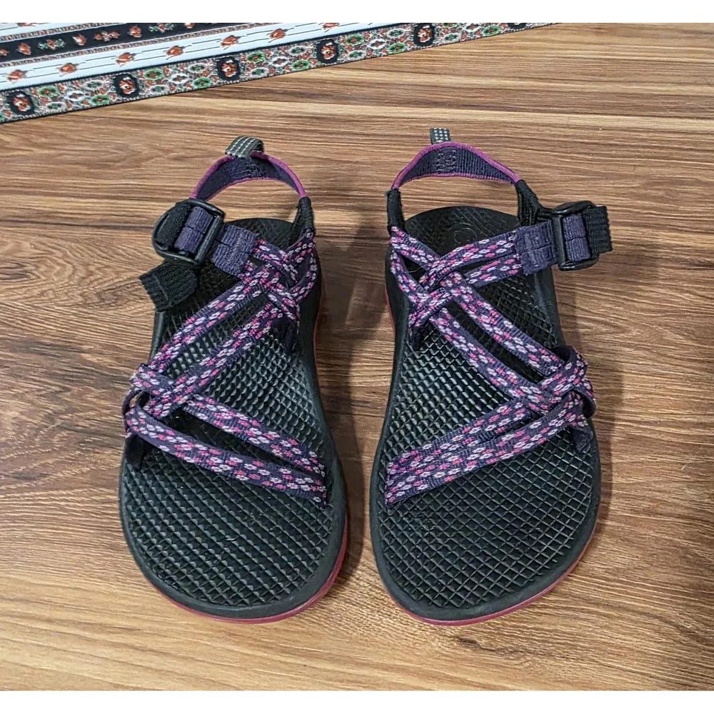 Chaco ZX/1 EcoTread Sandals Kids Size 1 Purple Wildflower Strappy Water Hiking